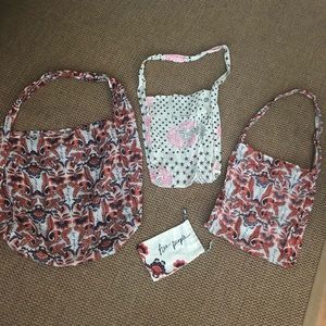 Free People Set: Reusable Bags & Accessory Holder